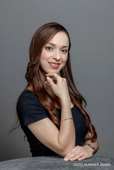 Portrait of Claudia García Carriera, photograph by János Kummer