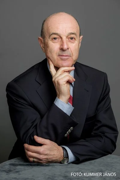 Portrait of Gyula Harangozó, photograph by János Kummer