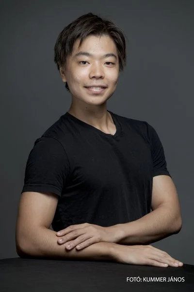 Portrait of Motomi Kiyota, photograph by János Kummer